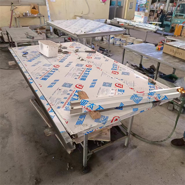 阿拉善防护铅门具有哪些保障