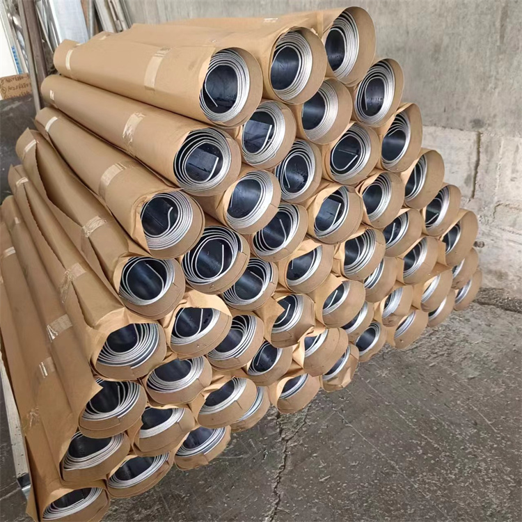 阿拉善铅板的建筑应用：优点与限制