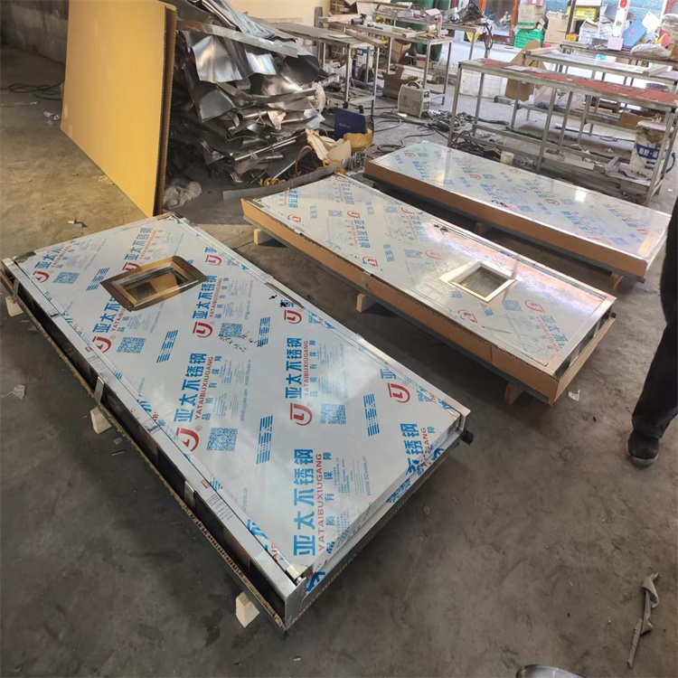 阿拉善铅门的主要用途