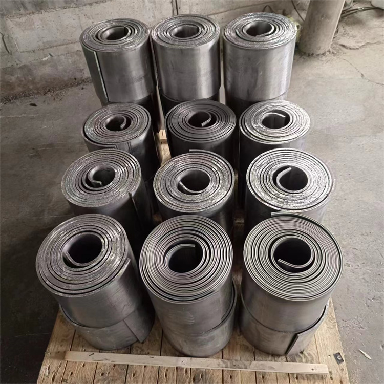 阿拉善挑选铅板需要考虑哪些方面